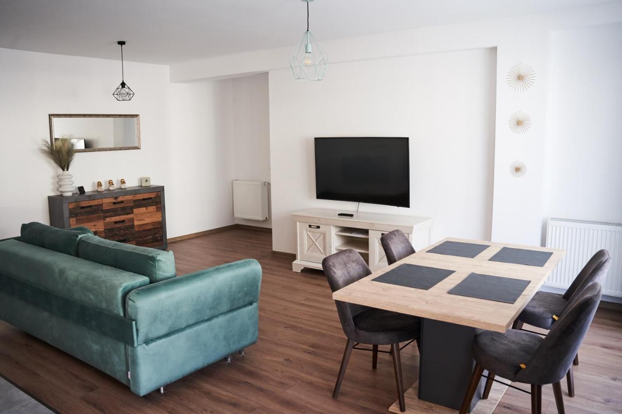 Flh - Modern 3 Apt Near Old Town - 15 Min Walk Сибиу Экстерьер фото